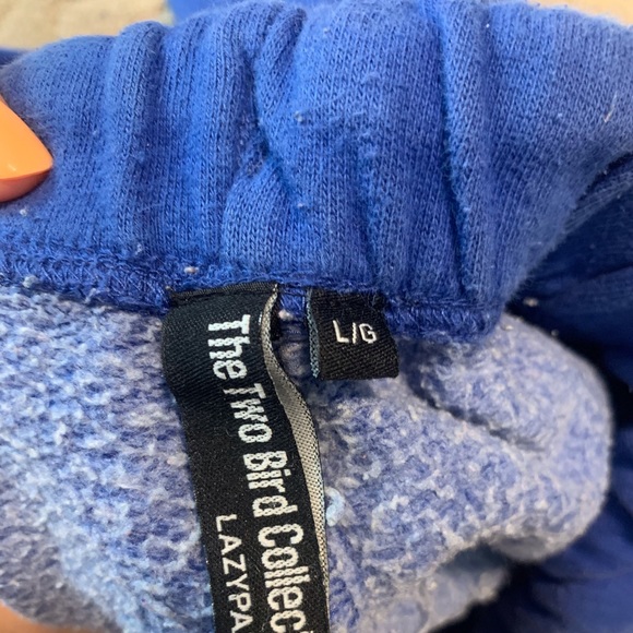 Comfy Sweats - Picture 2 of 4